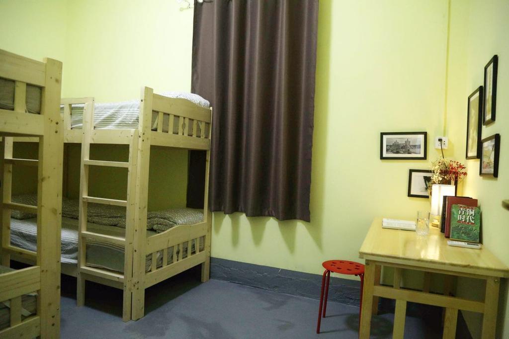 Zhaohuaxishi Youth Hostel Guangzhou Exteriör bild